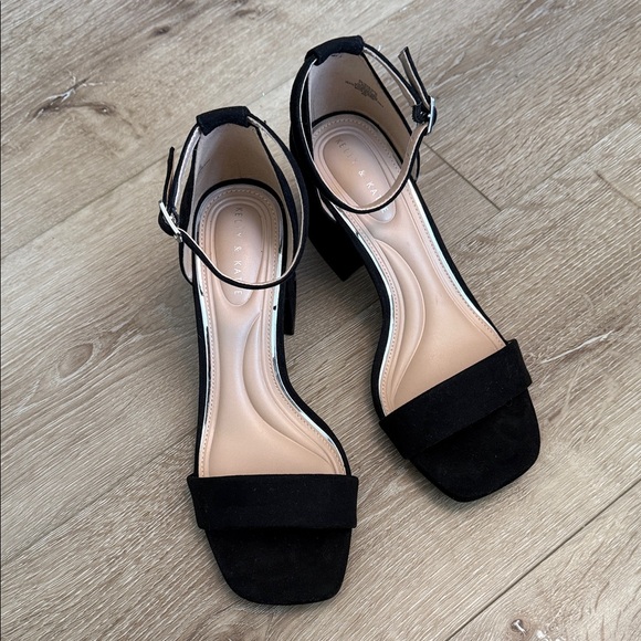 Kelly & Katie Elegant Black Block Heels Size 7M - Picture 2 of 9